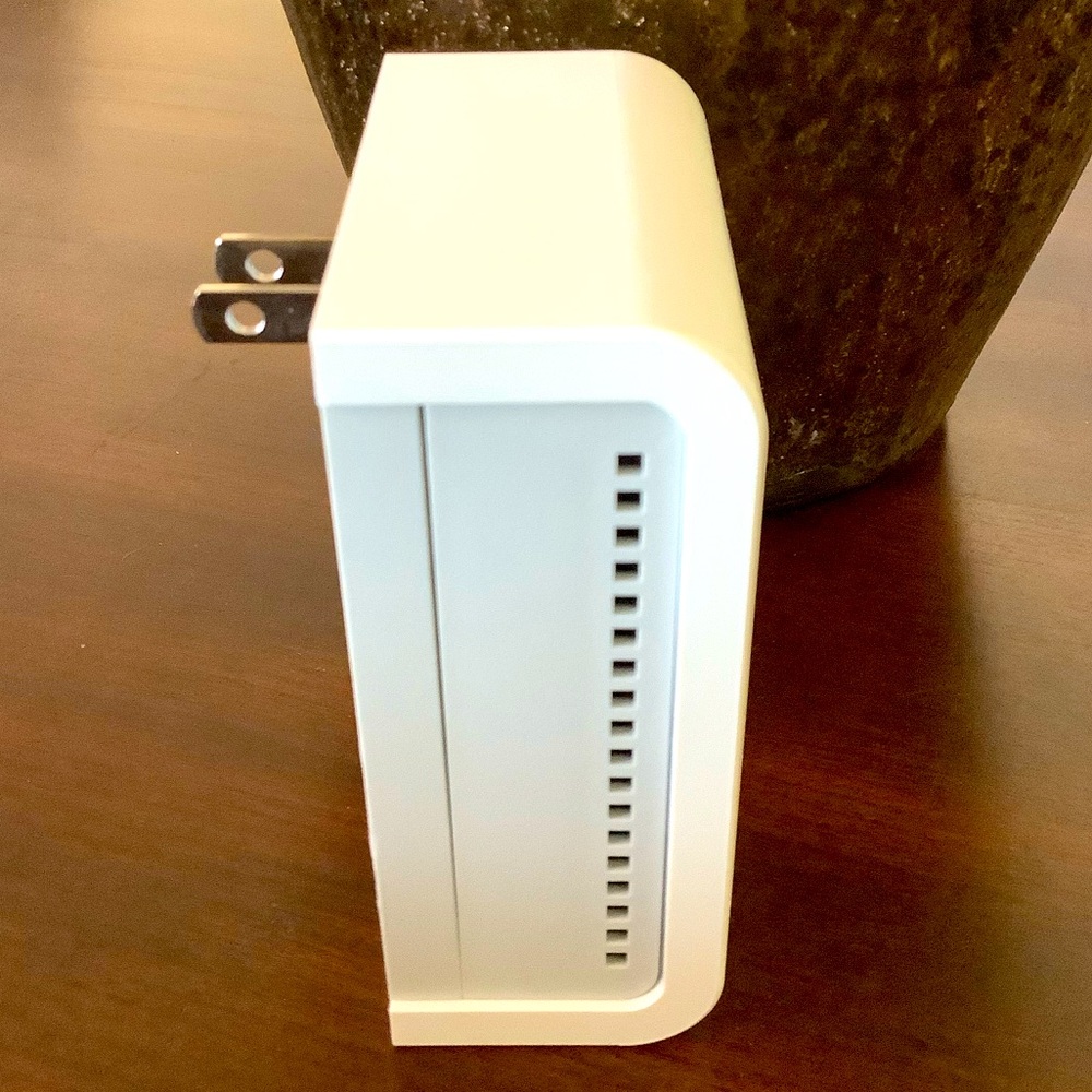NETGEAR Xet1001 Powerline Network Adapter - Picture 5 of 7